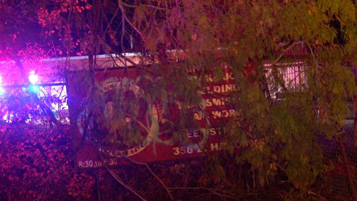 Fire destroys trailer parked near paint and body shop on south side of San Antonio, officials say