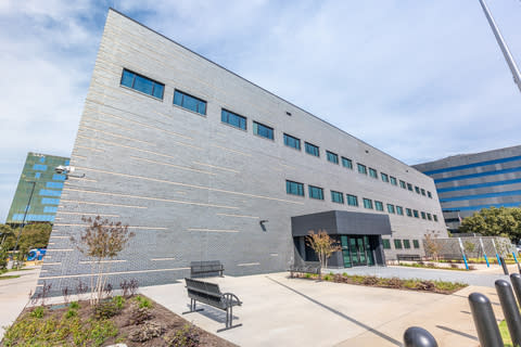 Delivered through a public-private partnership with Hunt Real Estate & Infrastructure, the Dallas County HHS BSL-3 Laboratory represents a $52 million investment in the county's public health future.