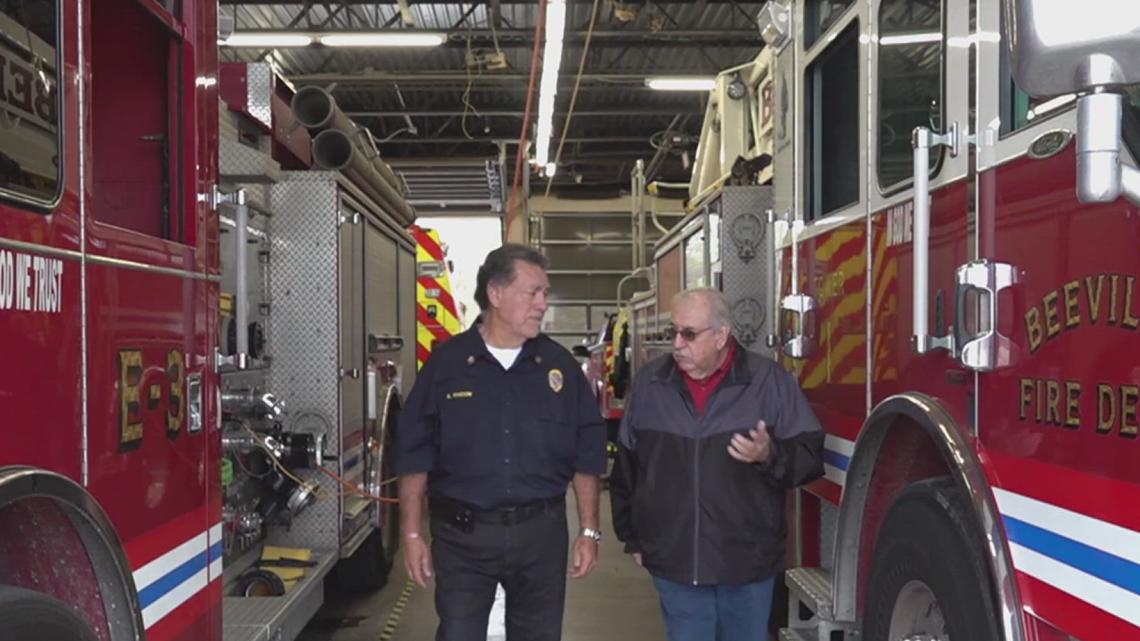 Beeville firefighter, uncle saves man with CPR at Corpus Christi restaurant