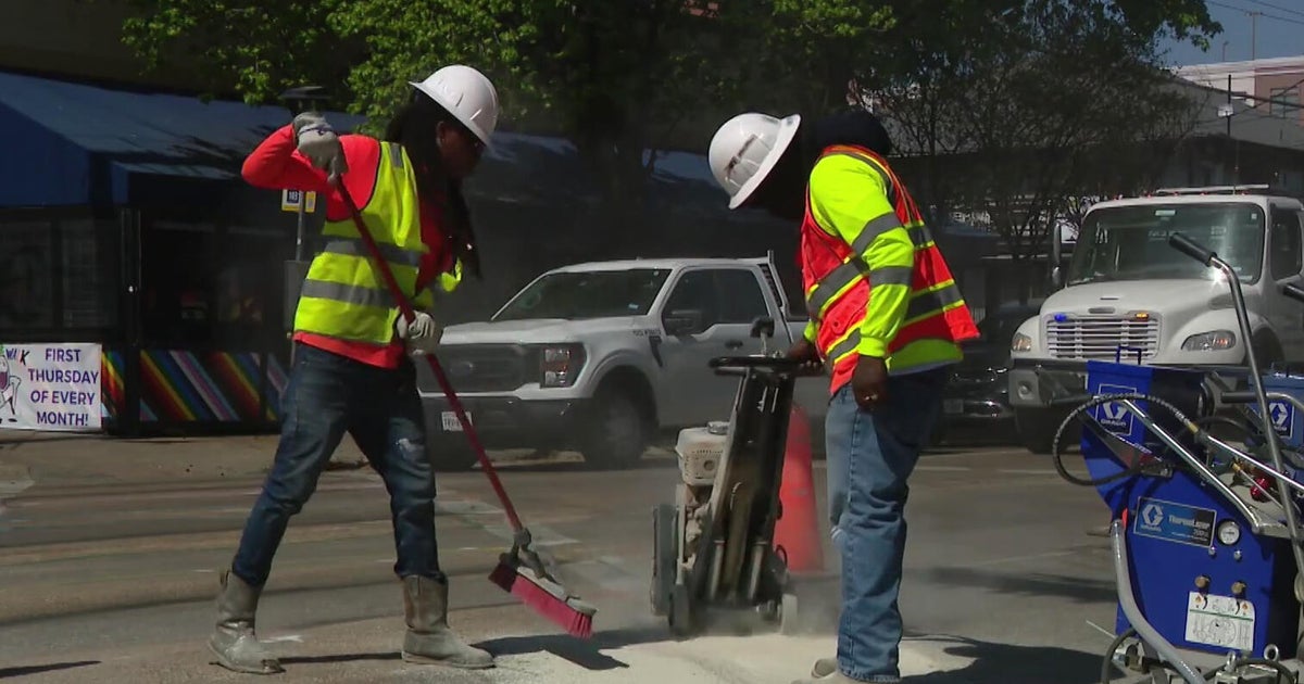 Dallas removes rainbow, Black Lives Matter crosswalks after state order, sparking backlash
