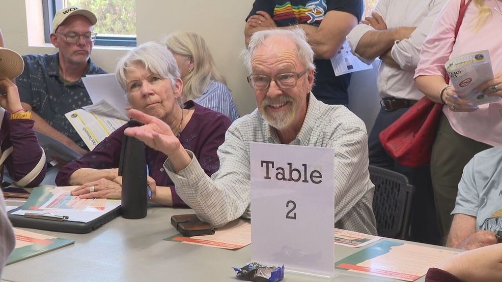 Community members gathered at discussion table. (Credit:KFOX14/CBS4)