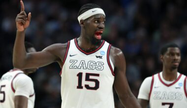 March Madness 2026 Round of 32 picks, odds Saturday