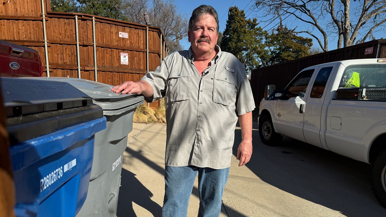 Dallas residents fight to keep alley trash pickup