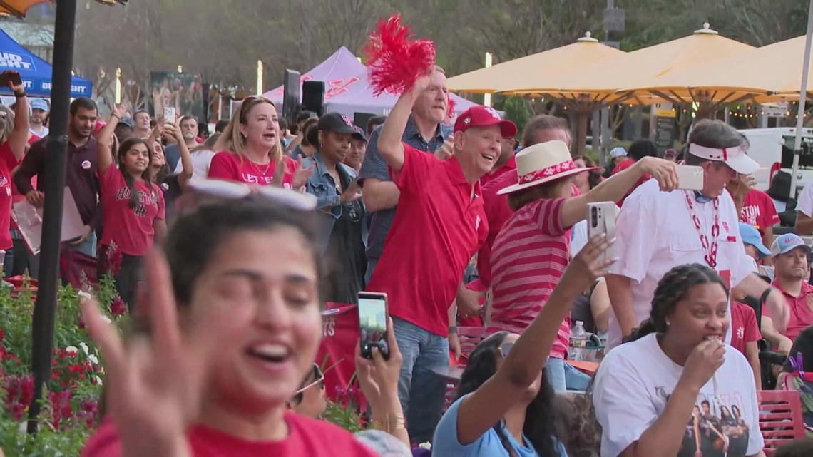 'We're going to be hype' | Houston fans celebrate victory over Texas A&M at downtown watch party