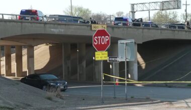 Breaking: Northbound and southbound lanes of U.S. 287 in Fort Worth shut down as police investigate active scene