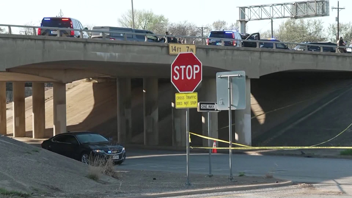 Breaking: Northbound and southbound lanes of U.S. 287 in Fort Worth shut down as police investigate active scene