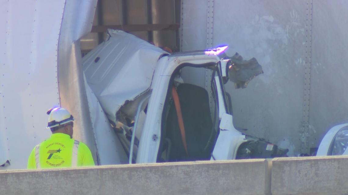 Police: 4 hospitalized after chain-reaction highway crash near downtown San Antonio