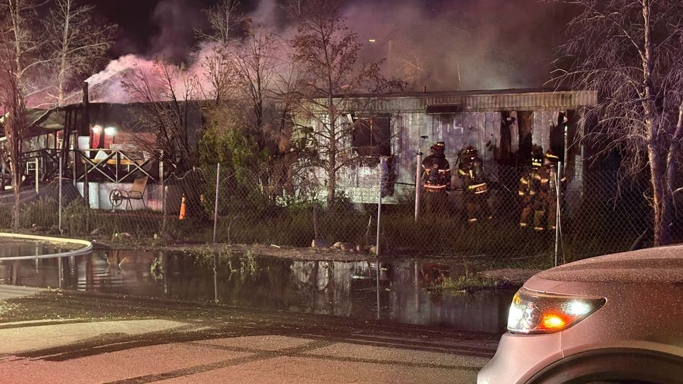 Smoke can be seen coming from the mobile home.{ }(KFOX14/ ARC El Paso){p}{/p}