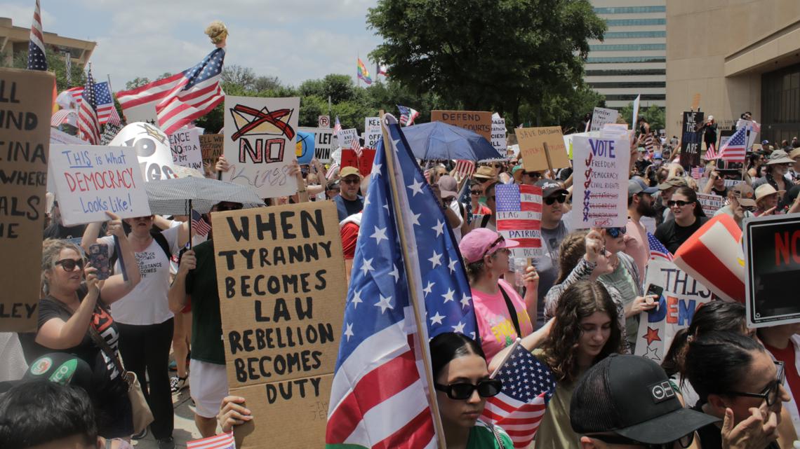 'No Kings' protests are scheduled this weekend. Here's what you need to know