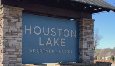 Man fatally shot at Houston Lake Apartments in Perry, police department says