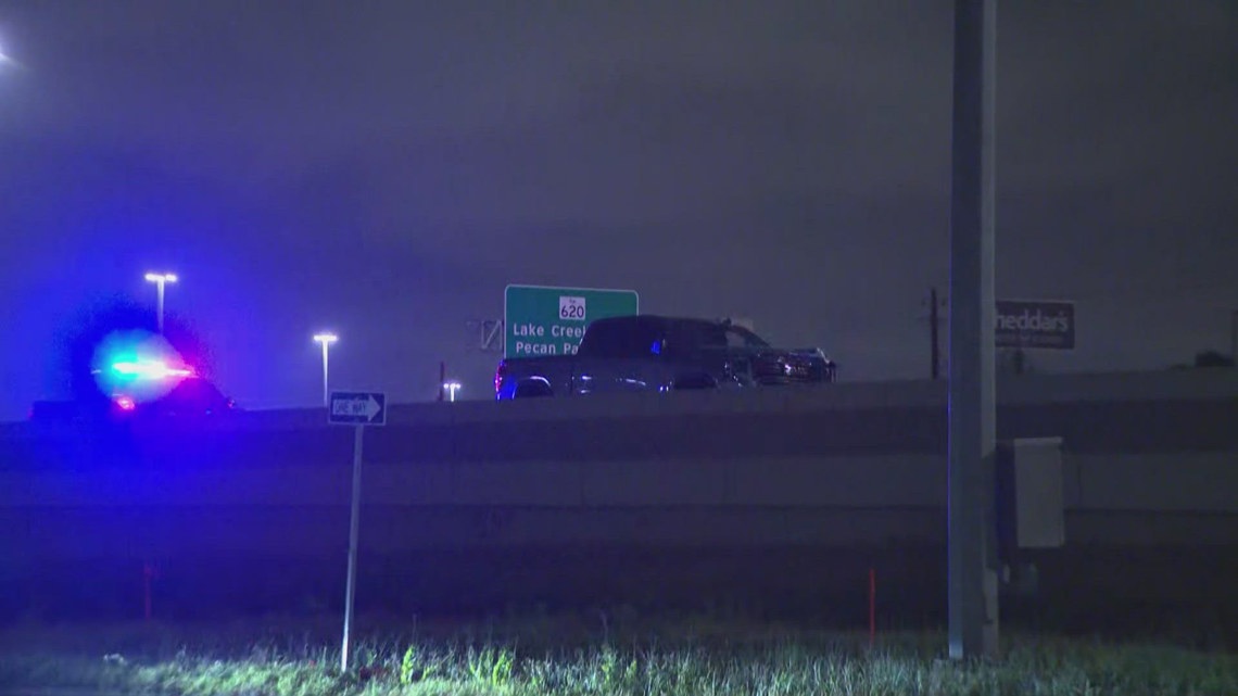 Pedestrian dead after collision on US 183 southbound in northwest Austin