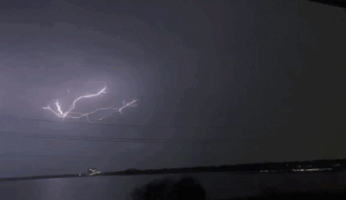 Dallas weather: Second round of severe storms to bring higher risk of tornadoes, large hail and flooding