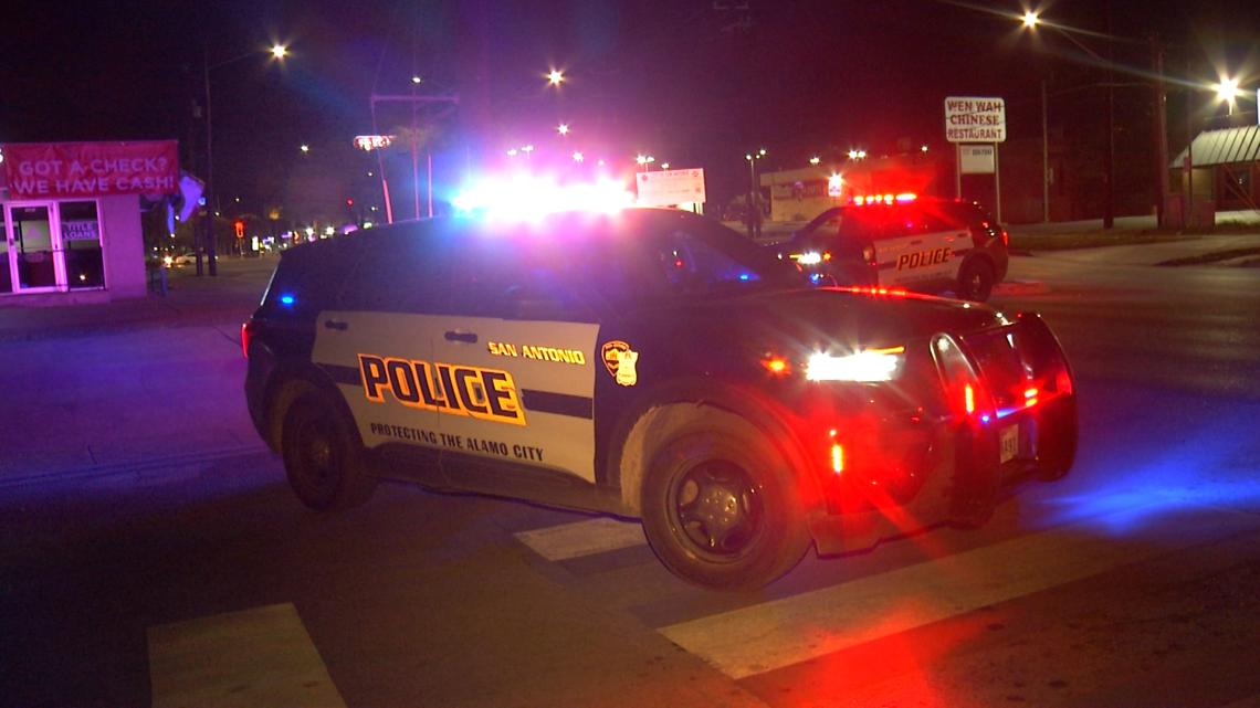 Man shot in neck seeks help at Little Caesars on East Side, police say