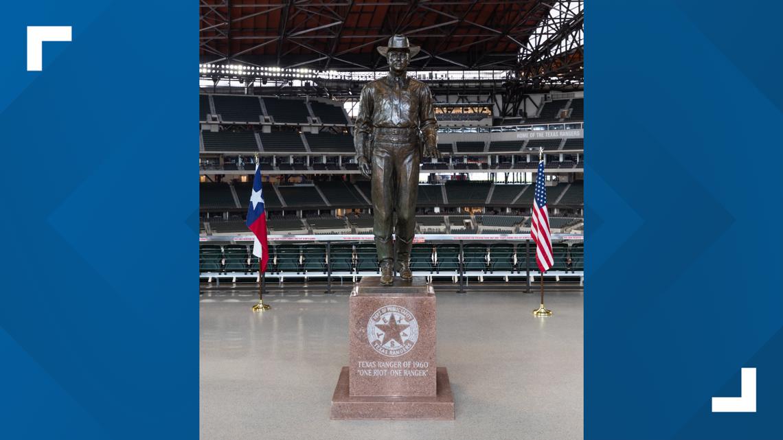 Texas Rangers unveil statue with controversial history at Globe Life Field