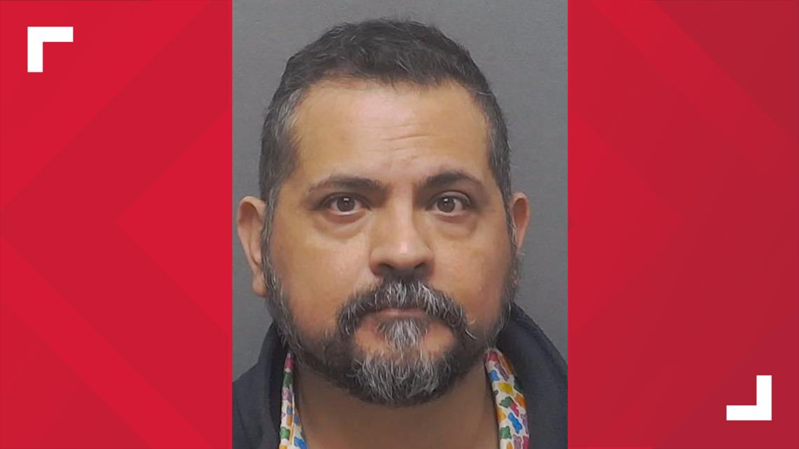 Man sentenced to life without parole for sexually abusing young girl, Bexar County D.A. says