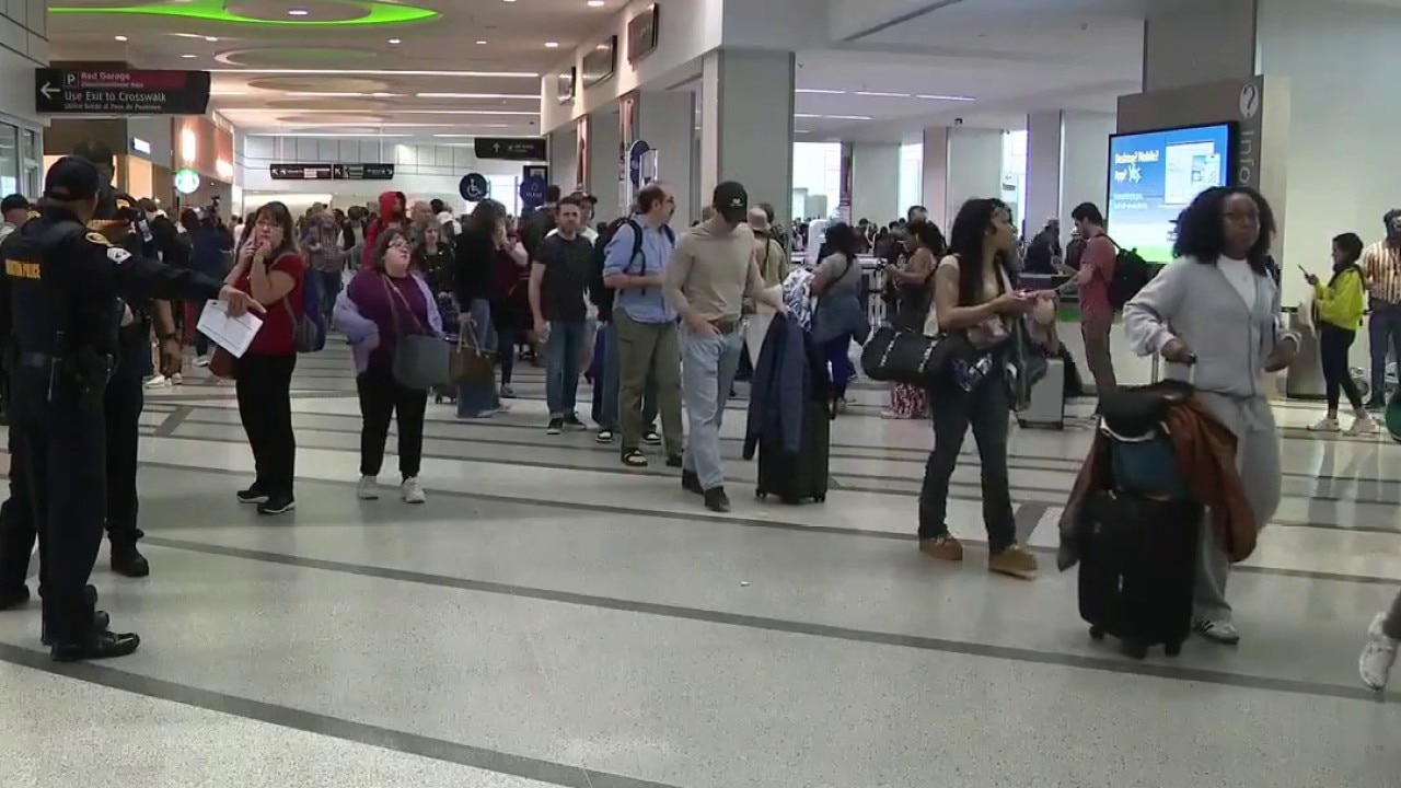 Hobby Airport encourages travelers to arrive early
