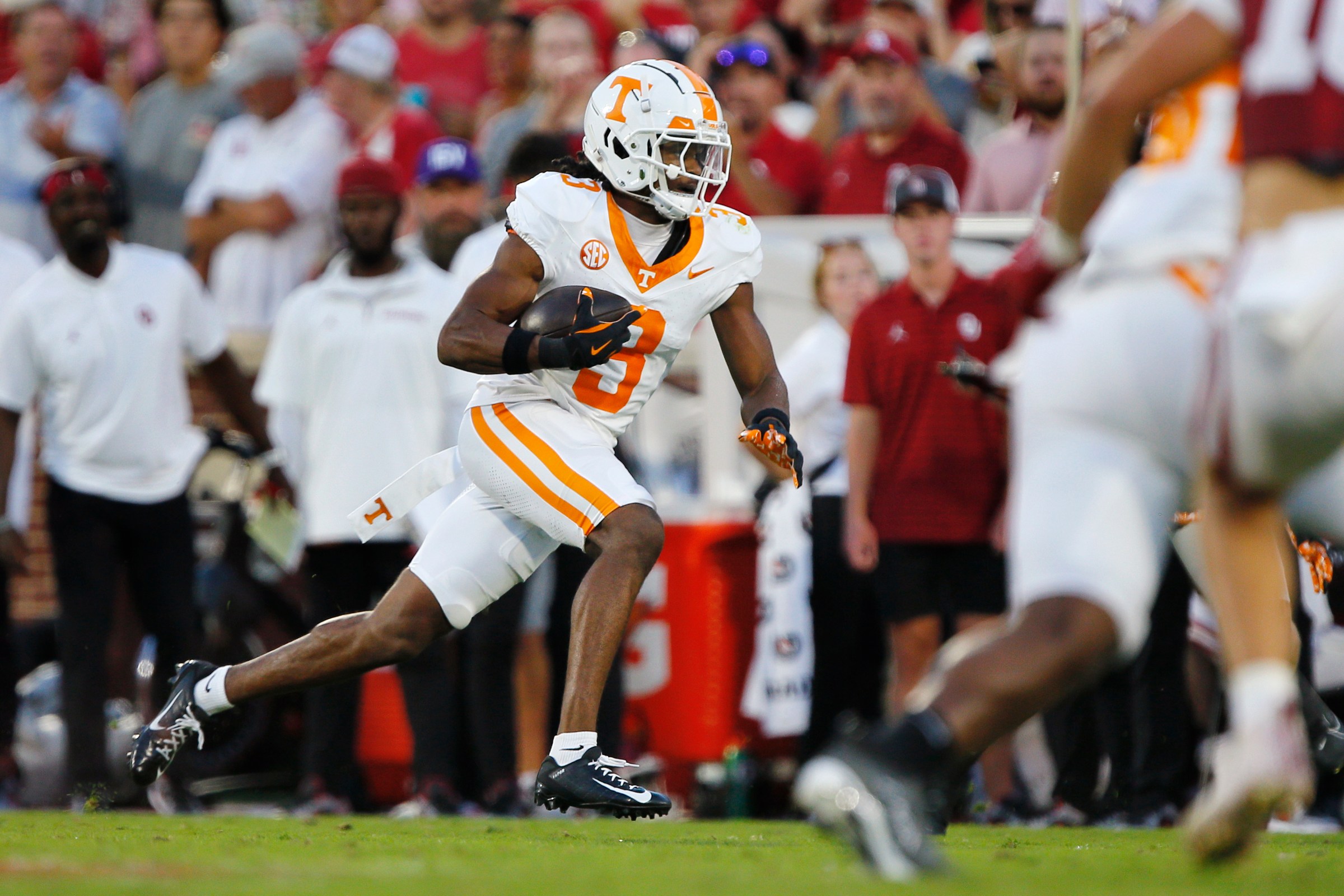 NORMAN, OKLAHOMA - SEPTEMBER 21: Defensive back Jermod McCoy #3 of the Tennessee Volunteers runs with a 17-yard interception return against the Oklahoma Sooners in the first quarter at Gaylord Family Oklahoma Memorial Stadium on September 21, 2024 in Norman, Oklahoma. (Photo by Brian Bahr/Getty Images)