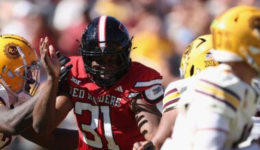 Dallas Cowboys aggressive trade leads to a top defender in mock draft