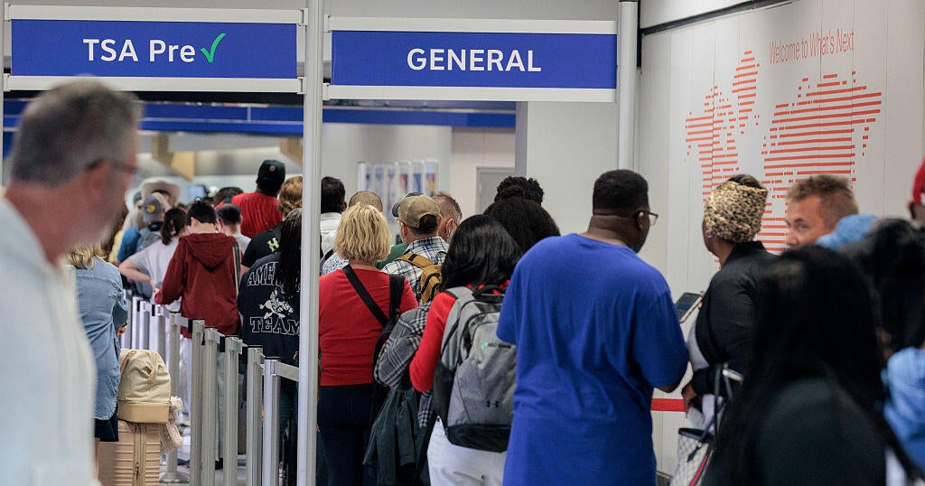 Dallas TSA officers struggle without pay as shutdown leads to departures nationwide