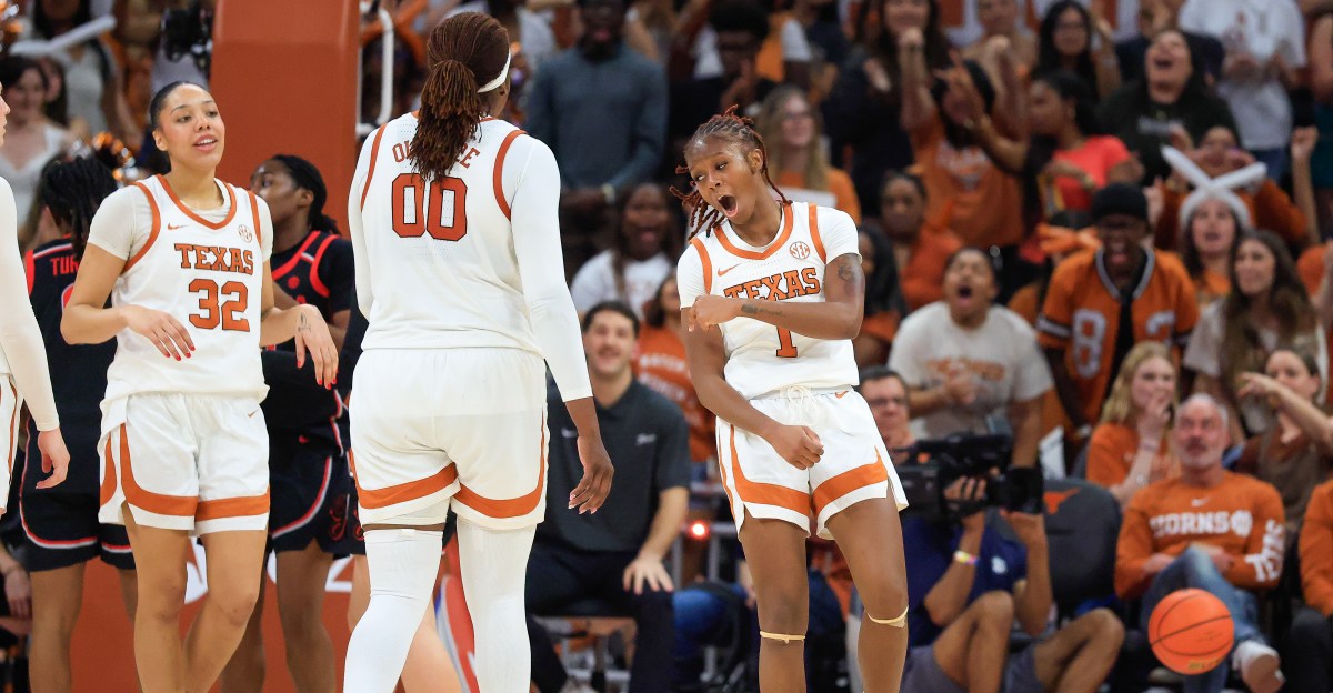 No. 4 Texas shuts down Alabama in SEC Quarterfinals, 83-60