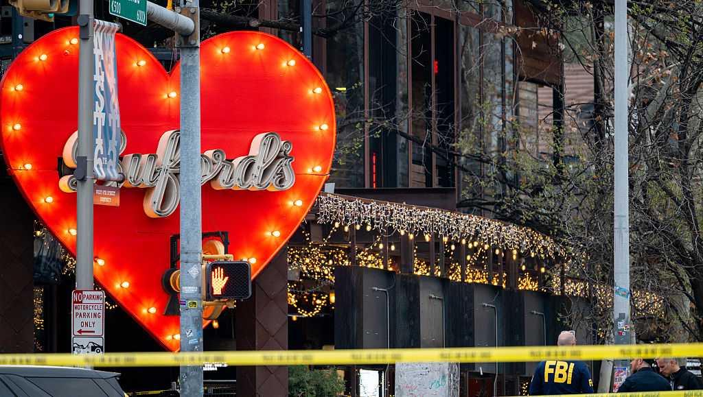 3 dead, 14 injured after shooting at a bar in Austin, Texas