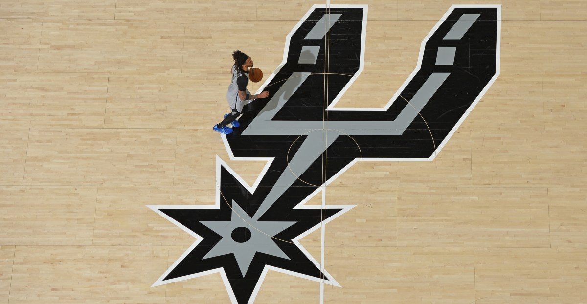 Spurs | Pounding The Rock