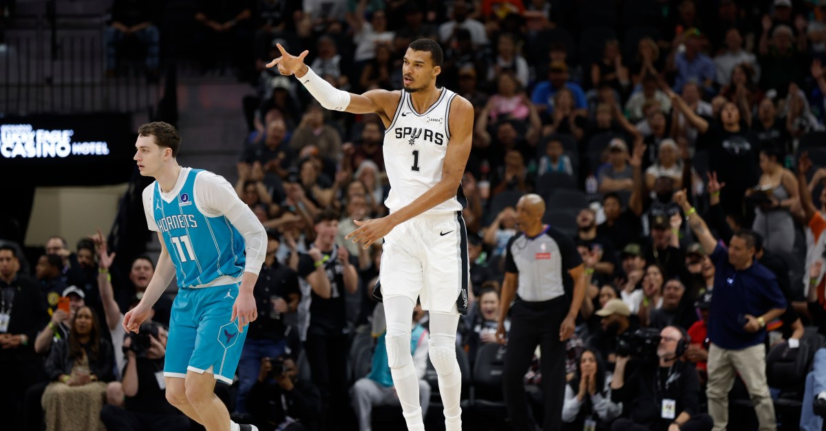 The San Antonio Spurs are title favorites