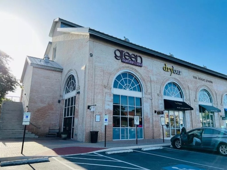 Green Vegetarian Cuisine was among the city's first plant-focused dining options.