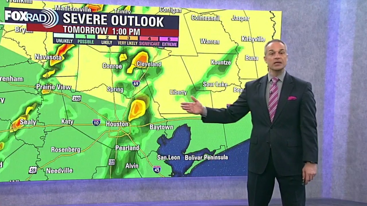 Houston weather: Unusually warm, humid for Tuesday