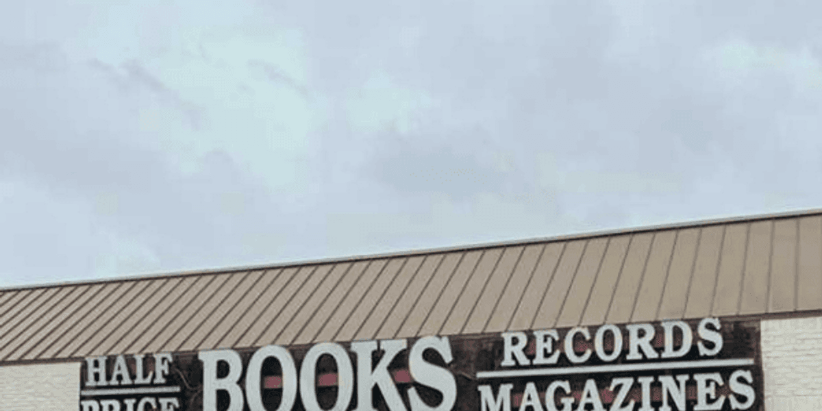 Half Price Books closing South Lamar store to relocate