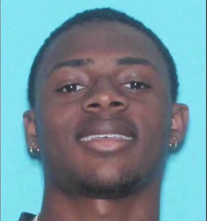 Houston murder defendant violates his bond conditions 7 times, court takes no action