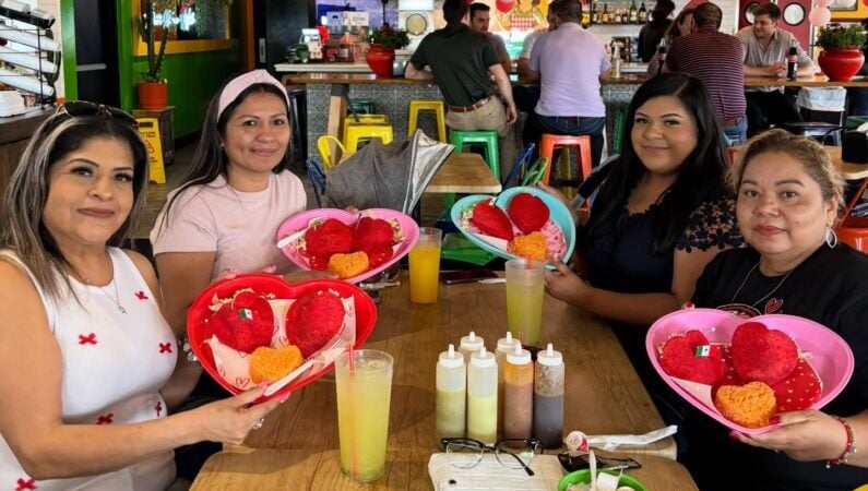 Tacos Houston – 25 Must-Try Taquerias and Taco Spots 4 tacos houston - Tacos Doña Lena