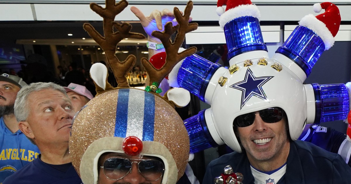 Dallas Cowboys fan grade for offseason matches Super Bowl odds