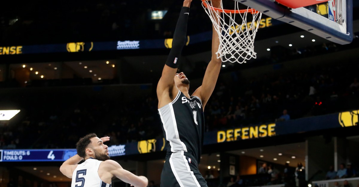 San Antonio vs. Memphis, Final Score: Spurs blow out short-handed Grizzlies, 123-98