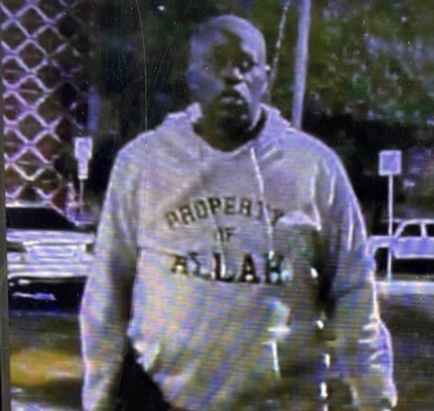 New photo emerges of gunman who killed 2, wounded 14 in Austin bar