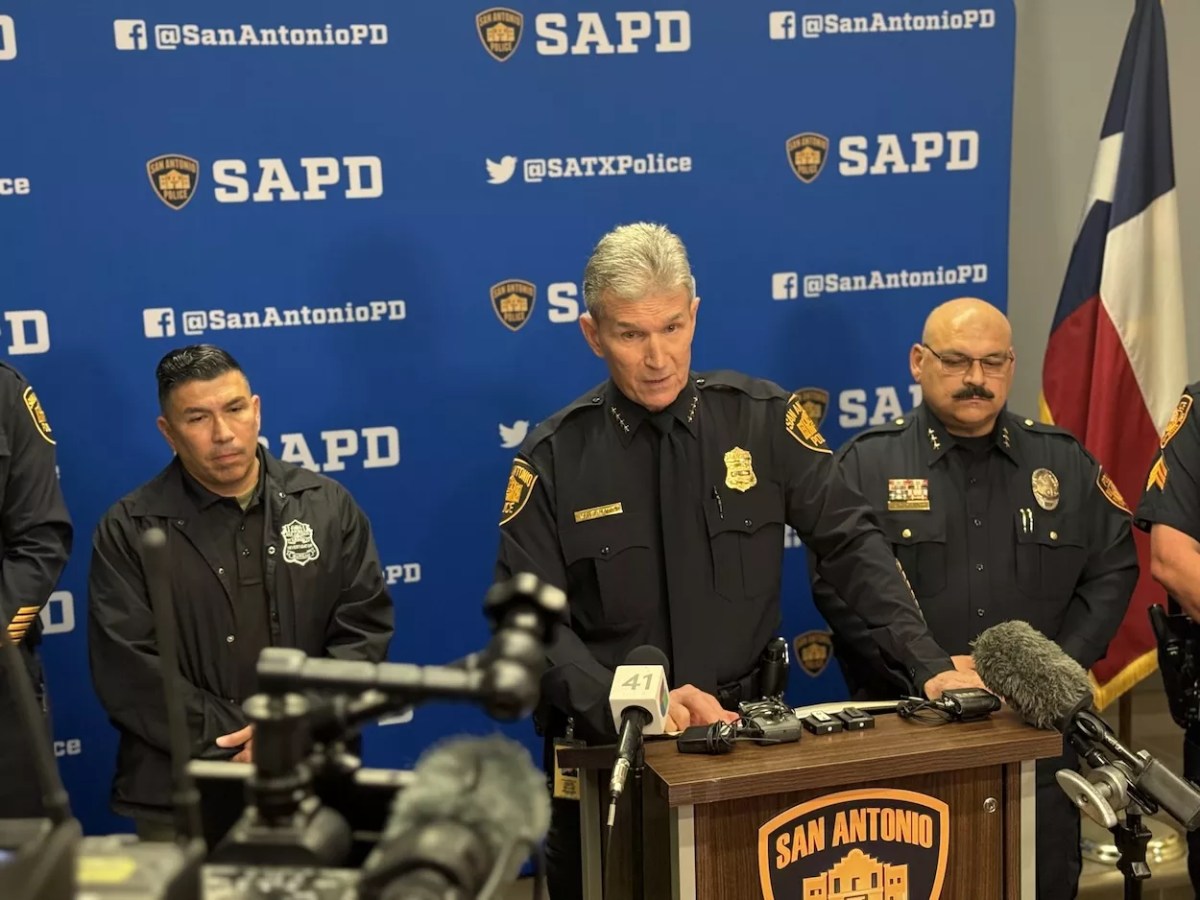 San Antonio mom accused of helping 13-year-old son plot mass shooting posts $75,000 bond