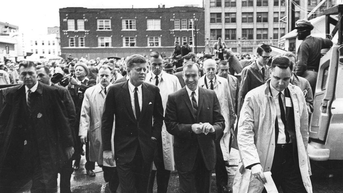 Former Fort Worth Star-Telegram columnist Roger Summers dies