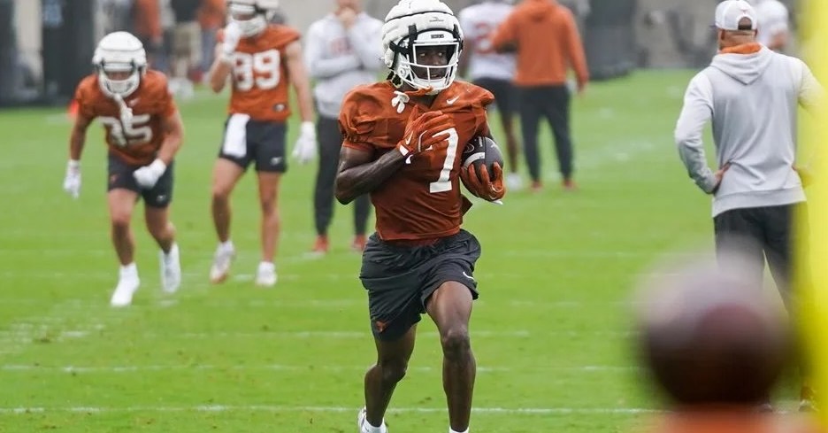 Texas WR Kaliq Lockett, OL Kaden Scherer underwent spring-ending surgeries