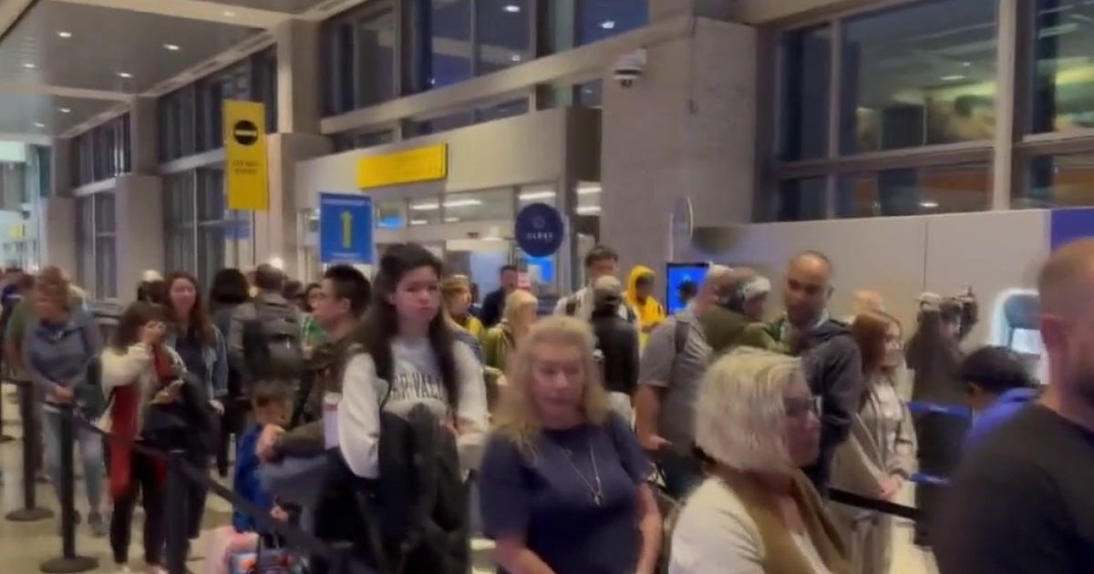 Long lines at Austin airport; officials urge travelers to arrive up to 3 hours early