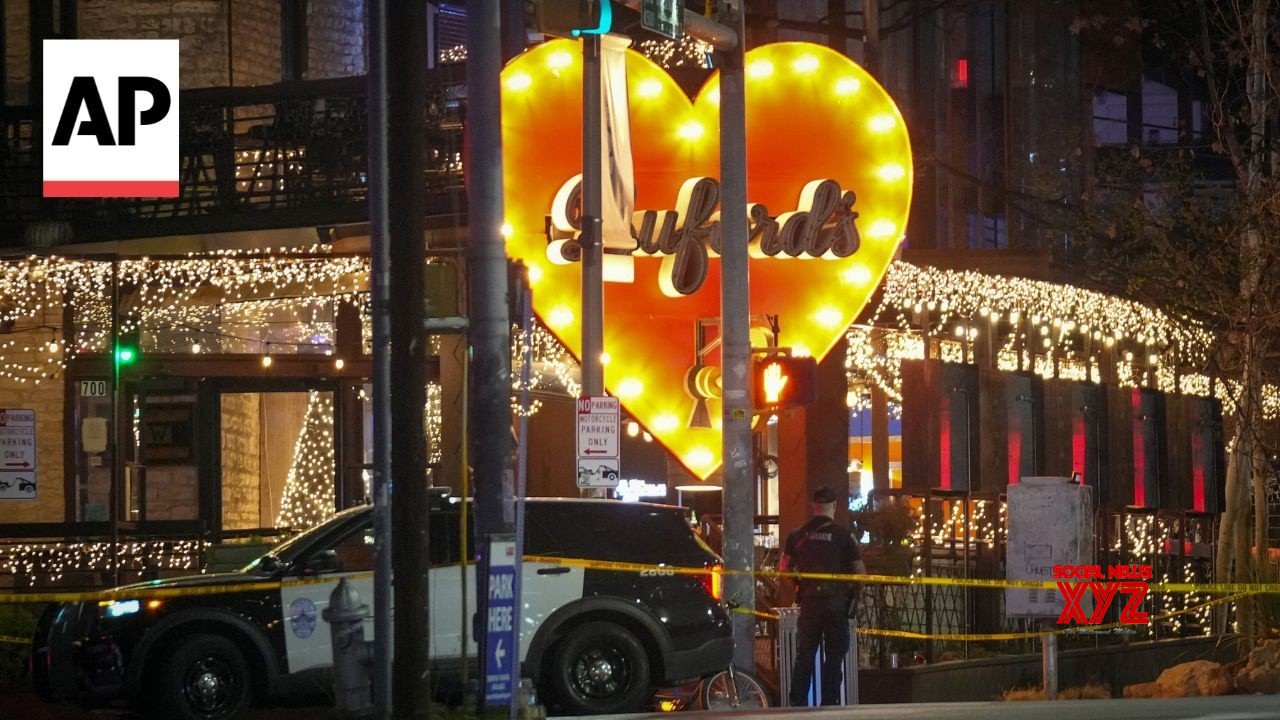 Witness video shows chaos during bar shooting in Austin, Texas (Video)