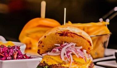 New Braunfels' Muck & Fuss burgers to debut in San Antonio