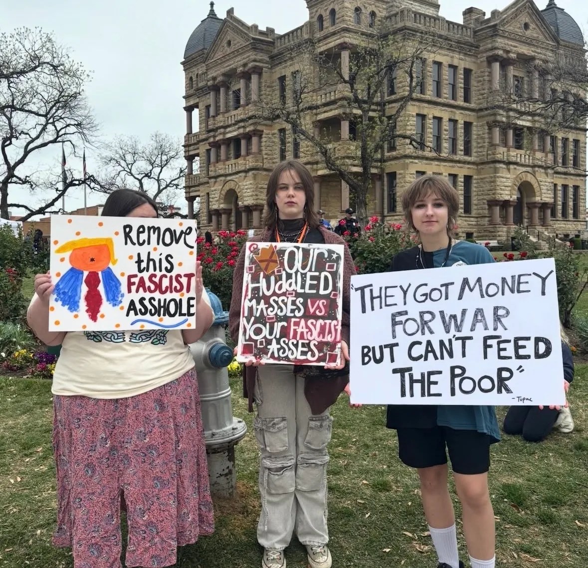 Denton NO Kings protesters with signs