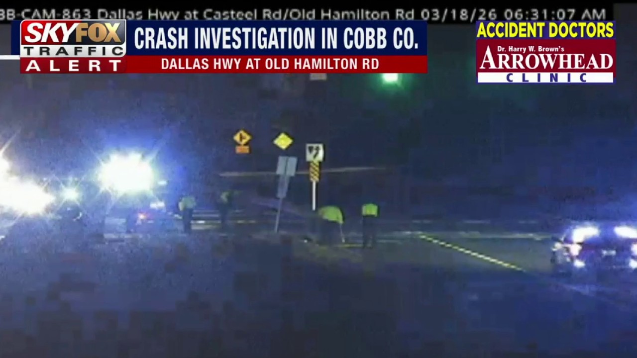 Serious crash closes intersection on Dallas Highway in Cobb County