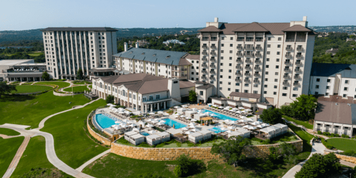 Two iconic Texas resorts make for one unforgettable summer