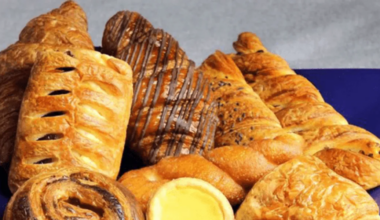 Paris Baguette bakes up bread and croissants for Richardson