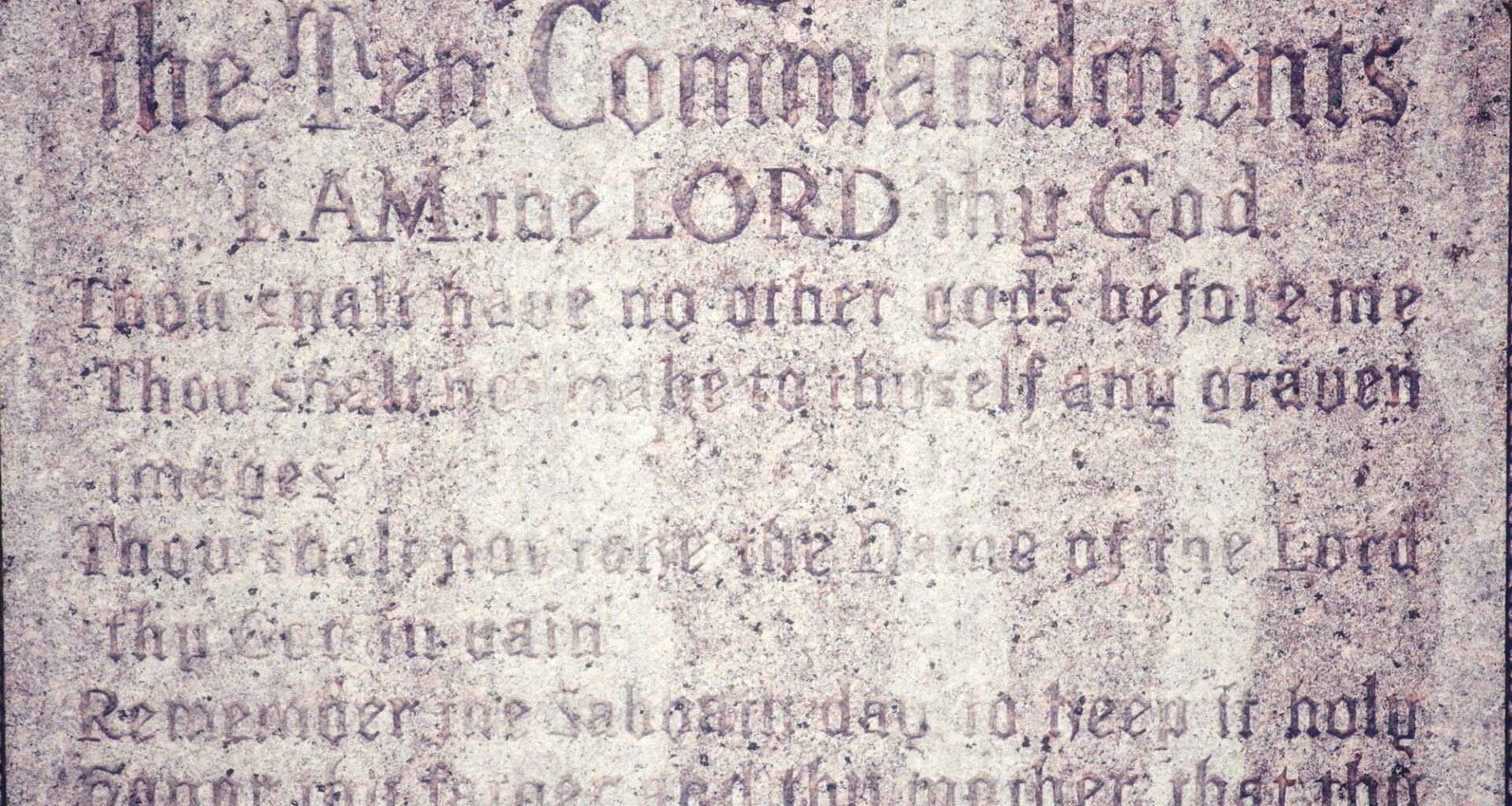 Who Enforces The Ten Commandments In Texas Schools