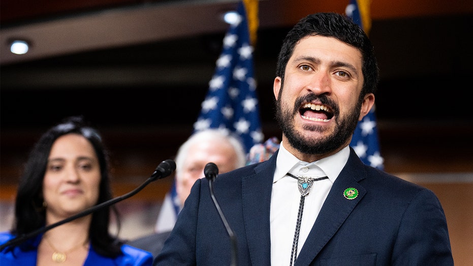 Texas Democrat who backed police cuts faces criticism after thanking officers for saving lives