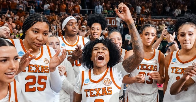 No. 1 seed Texas trashes No. 8 seed Oregon, 100-58
