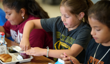 Dallas ISD kicks off National School Breakfast Week
