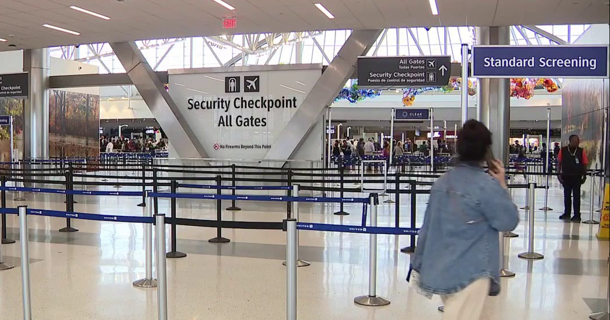 Check the wait times at IAH, Hobby airport today, March 30